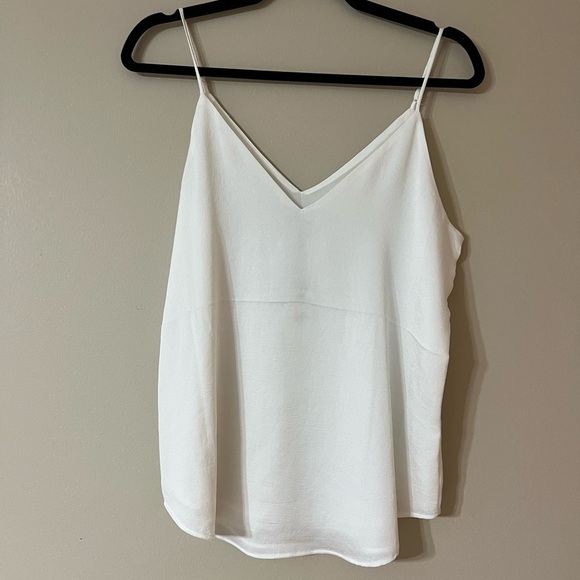 Black or white option* Express Downtown Cami Tank - Picture 3 of 11